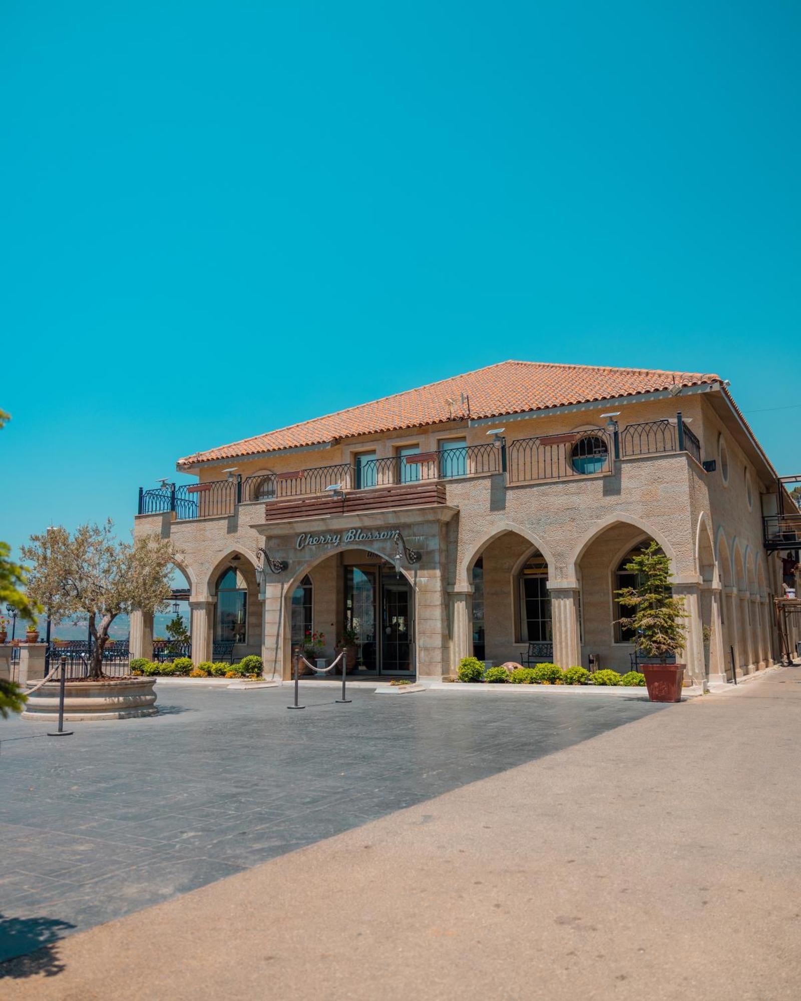 Cherry Blossom Boutique Hotel Bhamdoun Экстерьер фото