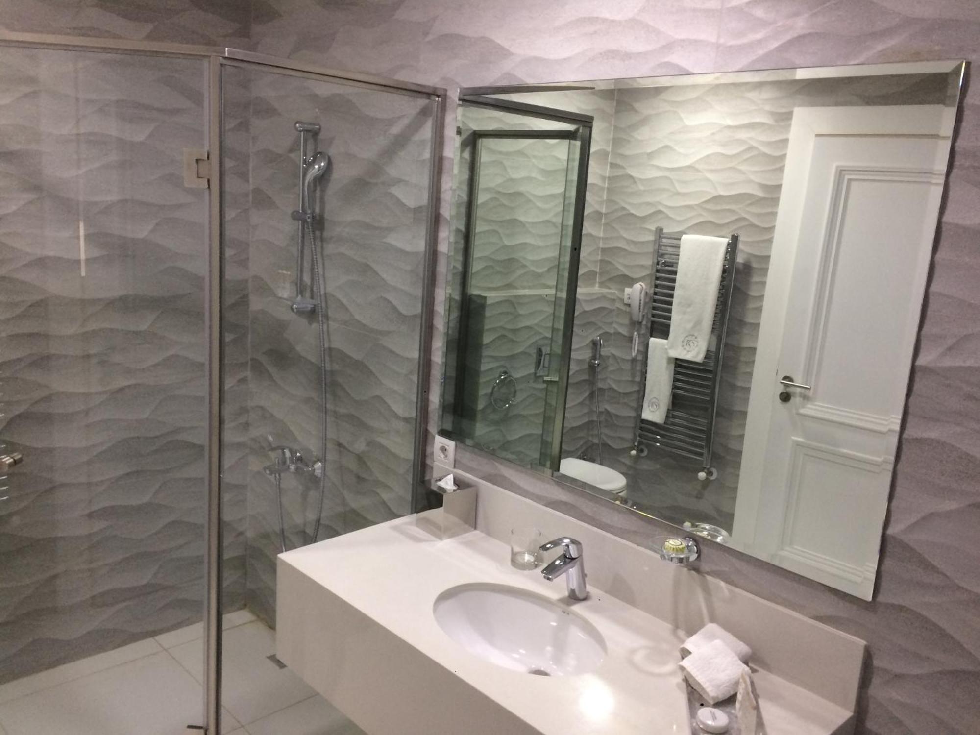 Cherry Blossom Boutique Hotel Bhamdoun Экстерьер фото