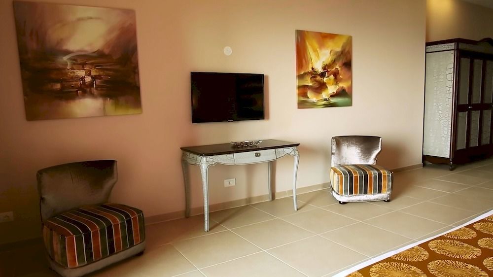 Cherry Blossom Boutique Hotel Bhamdoun Экстерьер фото