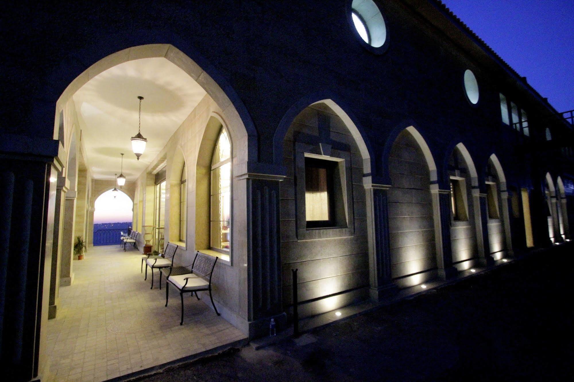 Cherry Blossom Boutique Hotel Bhamdoun Экстерьер фото