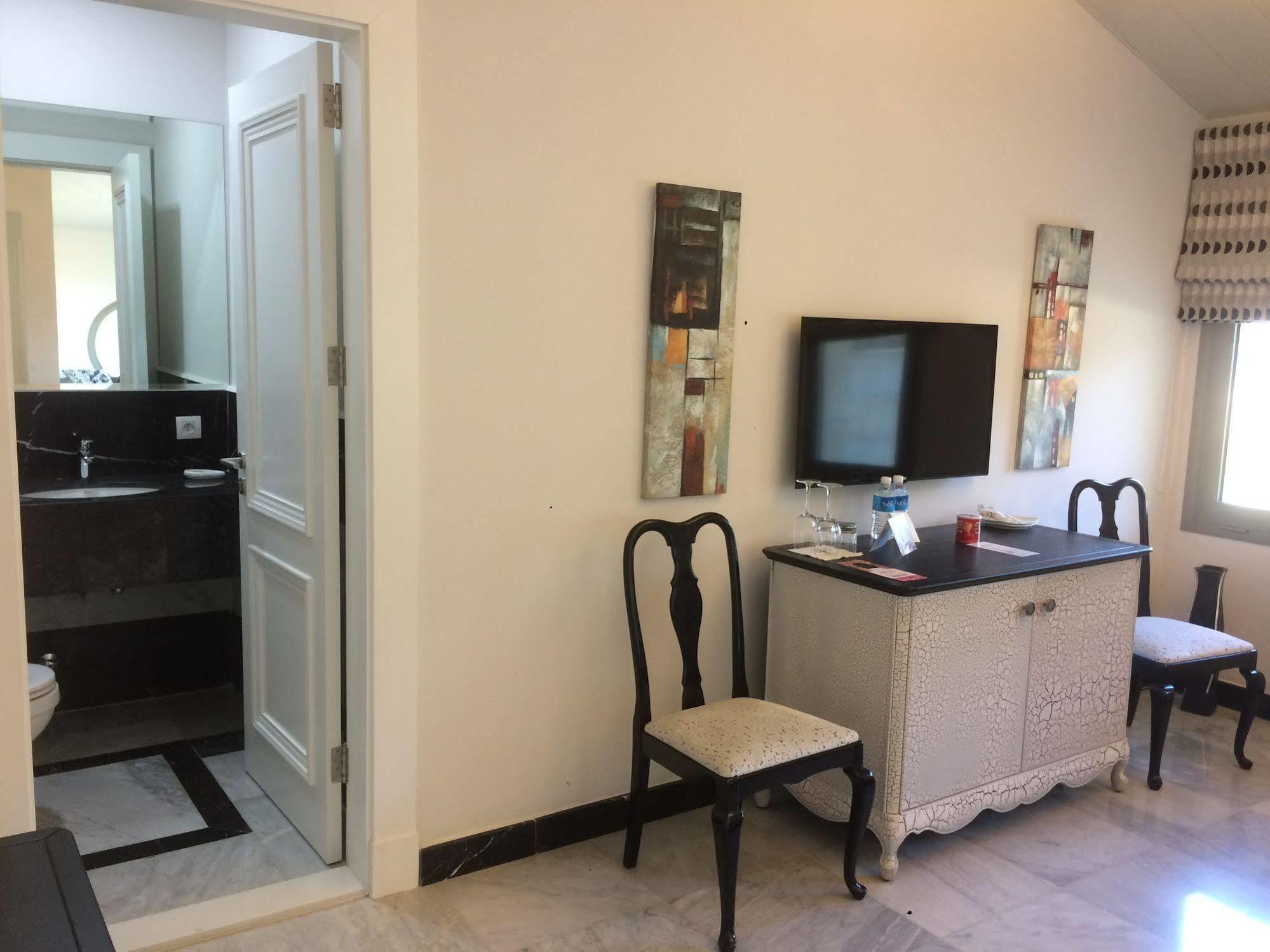 Cherry Blossom Boutique Hotel Bhamdoun Экстерьер фото